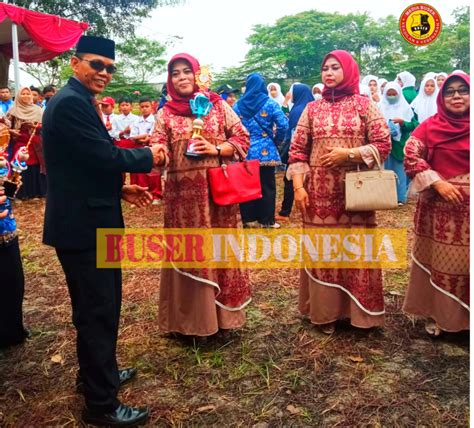 Pkk Desa Sukabudi Juara Lomba Gerak Jalan Antar Desa Sekecamatan