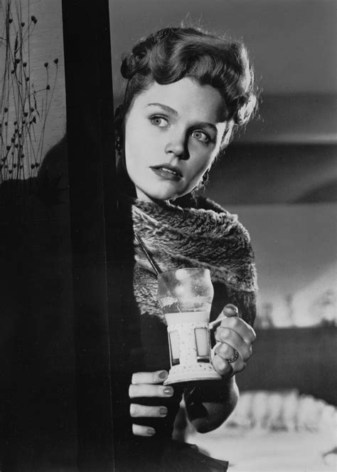 Tcm Remembering Lee Remick On Her Birthday Here In A Face In The