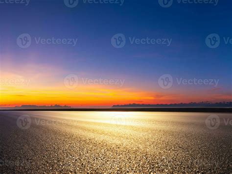 Empty asphalt road and beautiful sky at sunset, panoramic view ...