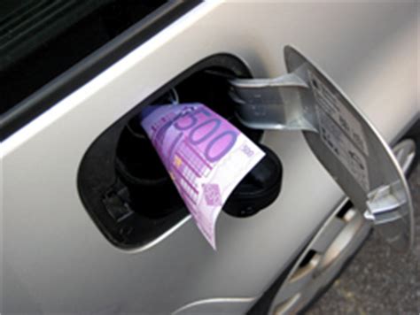 Carburant Nos Conseils De Conduite Pour Moins Consommer