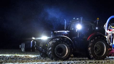 LED Tractor Lights - Tractor Lights - NORDIC LIGHTS®