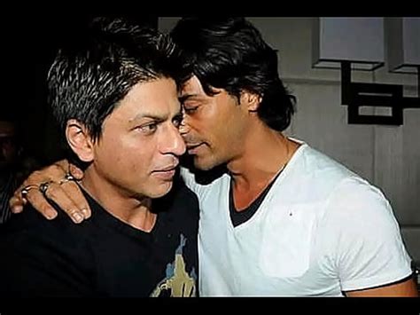 Shah Rukh Khan Hot Gay Kiss XVIDEOS