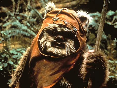 Star Wars: Behind-the-scenes image of an Ewok without fur leaves Star Wars fans terrified | The ...