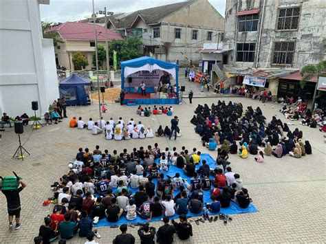 Pj Wali Kota Buka Acara Jalan Sehat Yang Digagas Anggota Dpr Ri Effendi