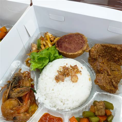 nasi kotak  lumintu catering