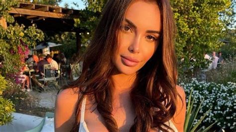 Nabilla Bientôt dans une nouvelle émission On vous dit tout