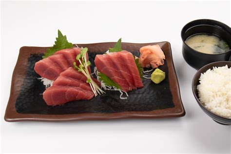 Maguro Sashimi - Zippy's Restaurants