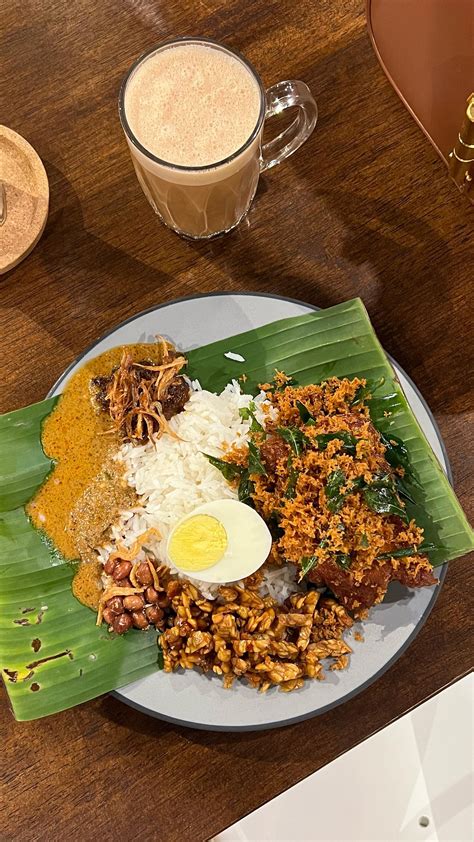 11 Nasi Lemak Places To Satisfy Your Breakfast Lunch And Dinner Cravings