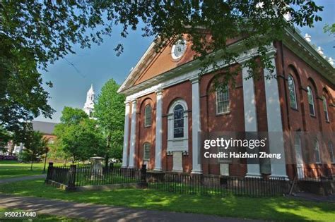 Yale University Colors Photos and Premium High Res Pictures - Getty Images