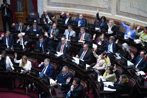 El Senado Convirtió En Ley La Modificación Del Impuesto A Las Ganancias Newsweek Argentina