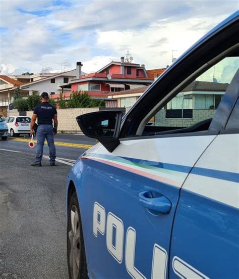 Polizia Di Stato Due Arresti A Bologna Gaiaitalia Notizie