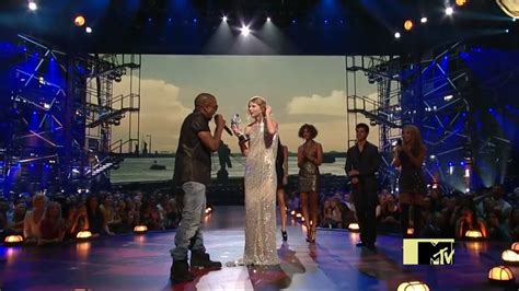 HD Kanye West Interrupts Taylor Swift at the 2009 MTV Video Music ...