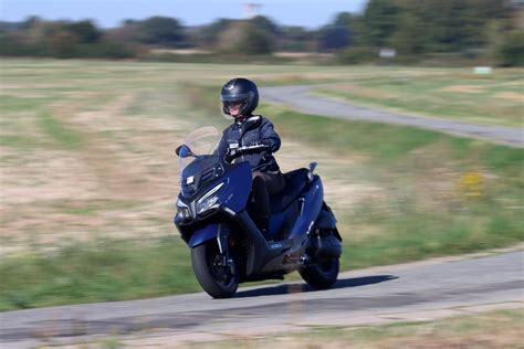 Essai Kymco X Town City 125 Compact Urbain