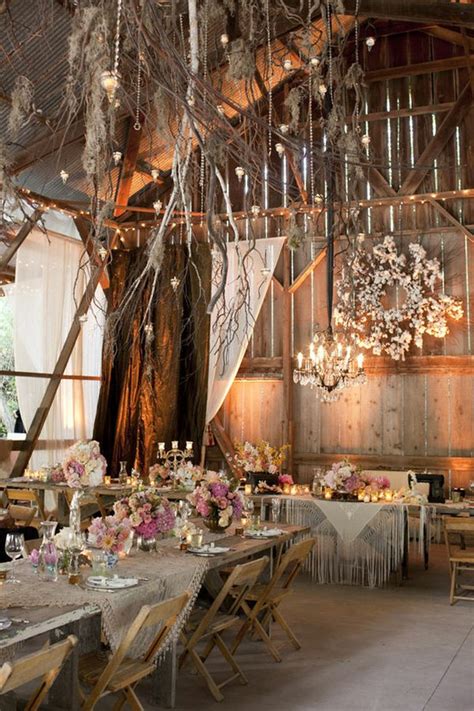 Memorable Wedding: Rustic Wedding Decorations