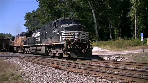 Norfolk Southern Sb Short Video In Mableton Ga Youtube