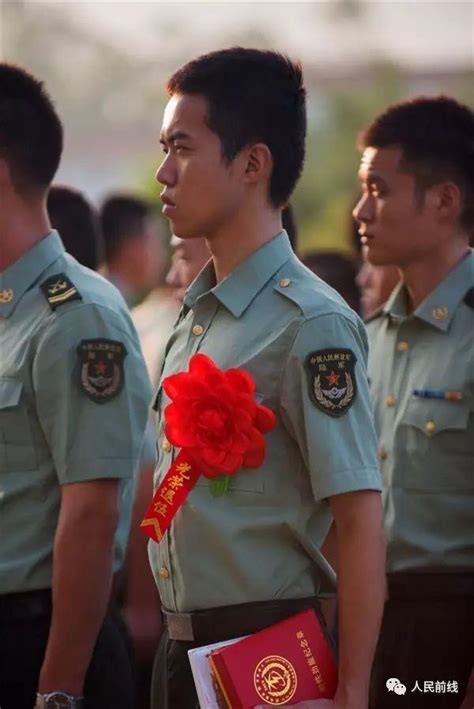 「熱點」新兵都入營2天了，這個旅的老兵為何才退伍？ 每日頭條