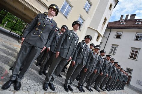 Bundesheer Aktuell Tag Der F Hrungskr Fte Neue Offiziere Und