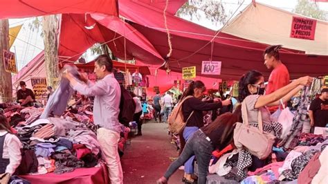 Tianguis De Ropa De Paca En La Cdmx A Veces Hallas Algo De