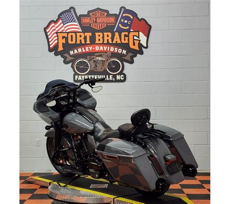 Pre Owned Harley Davidson Cvo Road Glide Custom Fltrxse For Sale