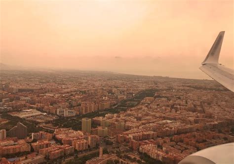 Una Nube De Polvo Sahariano Ha Engullido Al Este Peninsular Y Baleares