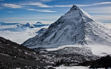 Kamchatka Peninsula mountains wallpaper - Nature wallpapers - #38365