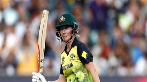 Beth Mooney Ruled Out Of The Ashes Series With A Fractured Jaw