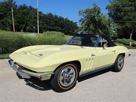 1966 Chevrolet Corvette Convertible at Dallas 2012 as F98 - Mecum Auctions