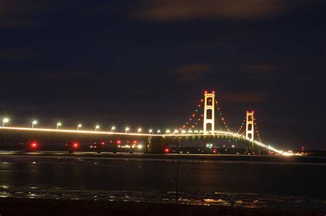 60+ Mackinac Bridge In Winter Stock Photos, Pictures & Royalty-Free ...