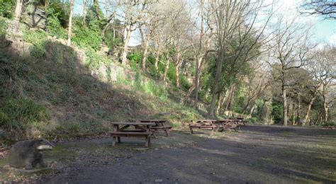 Picnic Area Beaumont Park Huddersfield Habiloid Cc By Sa 2 0