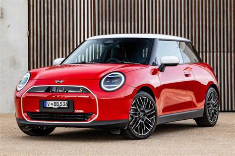 Mini Cooper 2024 Review Electric Is This New Fiat 500e The Best