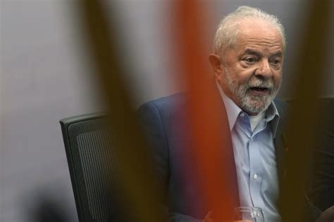 Lula enfrenta solidão e falta de conselheiros jurídicos na escolha de