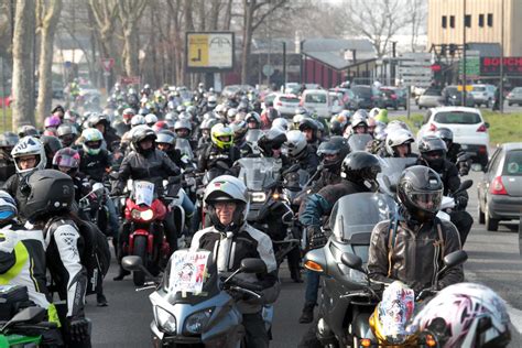 L Acte Ii Des Motards Aux C T S Des Gilets Jaunes Ce Samedi Pau La