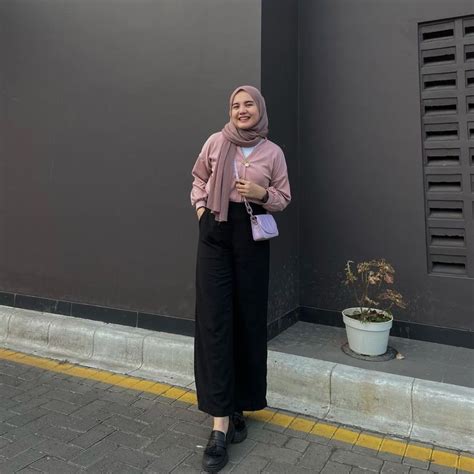 9 OOTD Hijab Nuansa Pink Ala Selebgram Via Zulviani Pretty