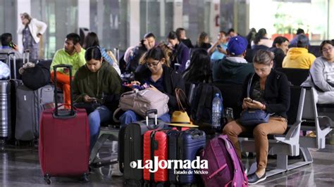 Video Pasajeros Quedan Varados En Aeropuerto Internacional De Toluca