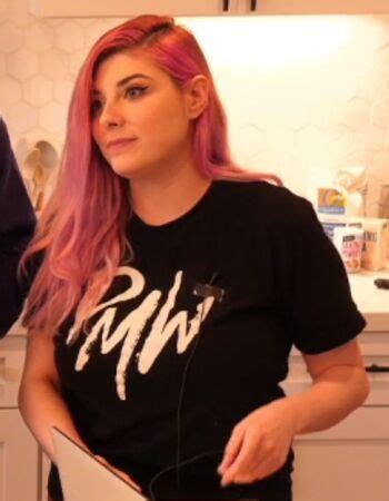 Alluux Alluux Official Amouranth Nude OnlyFans The Fappening Plus