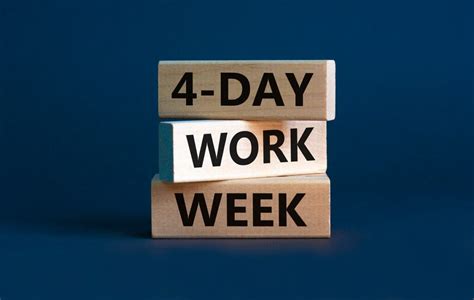 4-day work week symbol. Concept words '4-day work week' on wooden ...