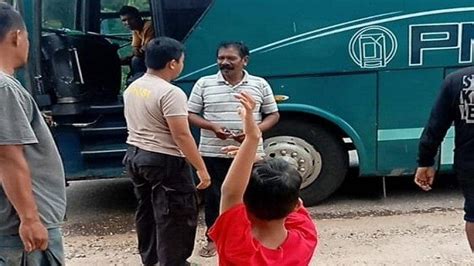 Kisah Haru Iptu Herwan Bertemu Ayah Dan Anak 8 Tahun Terlantar Di