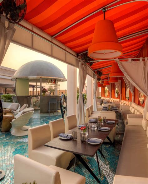 Mercury Lounge Dubai Rooftop Bar Review Cond Nast Traveler