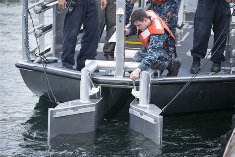 MCAS Iwakuni Harbor Ops Conducts Facilities Response Training Marine