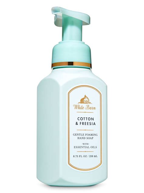 Bath And Body Works Cotton And Freesia Gentle Foaming Hand Soap Scent