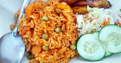 Vegetable Jollof Rice Recipe By Khayrats Kitchenand Cakes Cookpad