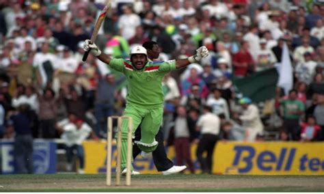 Biography Of Javed Miandad The Street Smart Cricketer Of Pakistan On