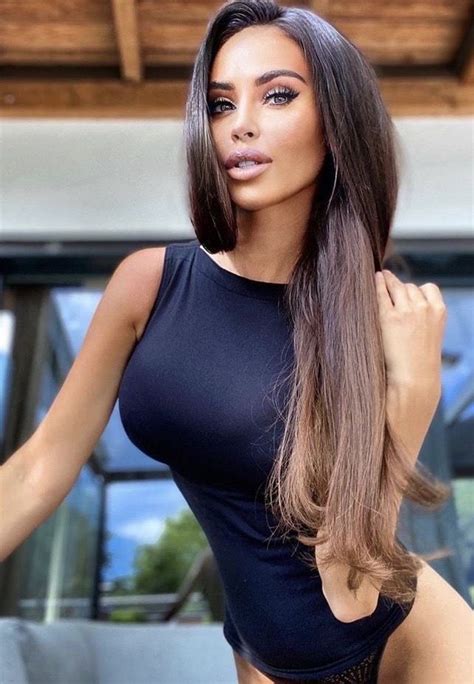 Pin On Hot Dark Haired Beauties