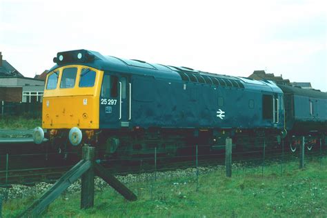 British Rail Class 25 Diesel Locomotive 25297 With The Roy Flickr