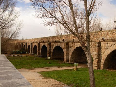 Viajando Por El Mundo Visitando Salamanca El Puente Romano