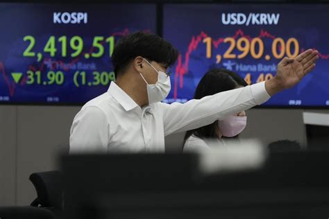 Asian Stocks Follow Wall St Lower On Economy Fears Executives Monthly