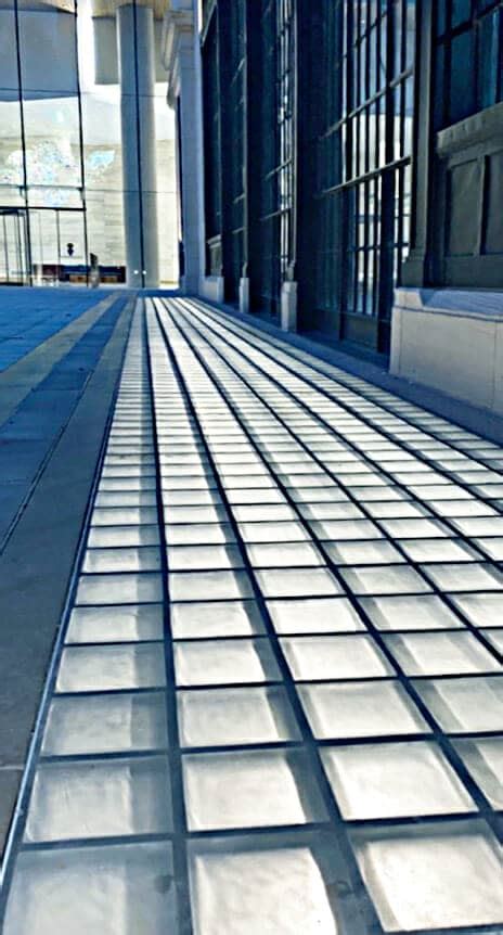 Different Types Of Walkable Glass Floor Systems Circle Redmont For Structural Glass Products