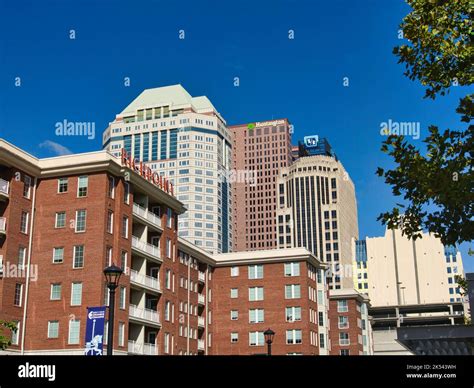 Highpoint 53 Bank And Huntington Bank Buildings Columbus Ohio Usa 2022