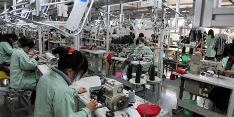 5 Factors that Keep Manufacturing in China - Collective Responsibility