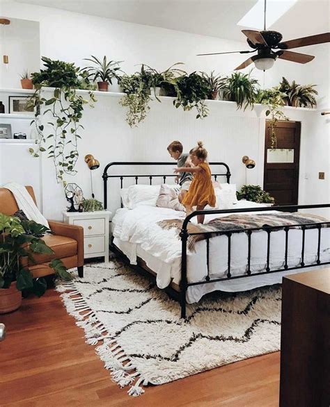 Bedroom Plant Decor Ideas